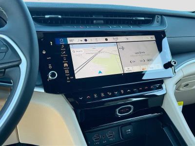 2026 Jeep Grand Cherokee — photo 15 view