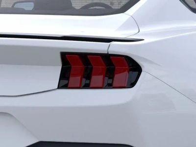 2026 Ford Mustang - Photo 21