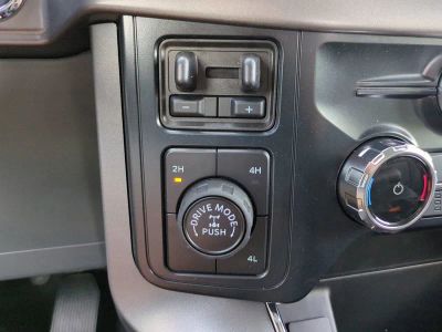 2026 Ford F-150 — photo 25 view