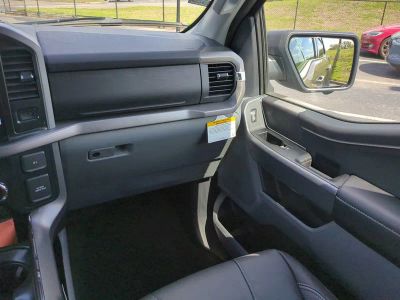 2026 Ford F-150 — photo 17 view