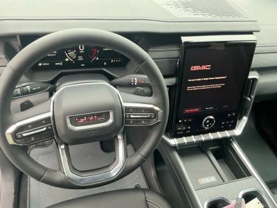 2026 GMC Acadia — photo 15 view