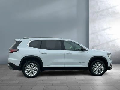 2026 GMC Acadia — photo 7 view
