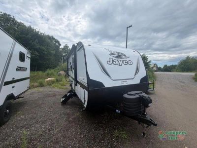 2027 Jayco Jay Feather Air — front three-quarter view