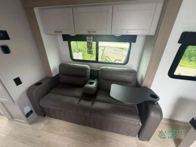 2027 Jayco Jay Feather Air — photo 14 view