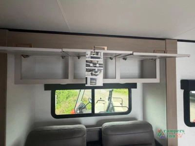 2027 Jayco Jay Feather Air — photo 18 view