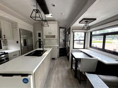 2026 Jayco Pinnacle - Photo 9