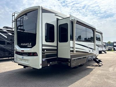 2026 Jayco Pinnacle - Photo 5