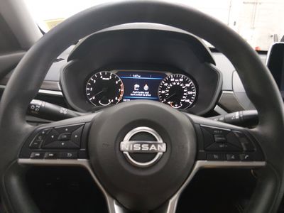 2023 Nissan Altima — photo 12 view