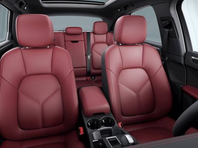 2026 Porsche Macan - Photo 10