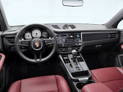 2026 Porsche Macan - Photo 9