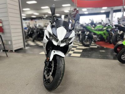2026 Kawasaki Ninja 650 - Photo 3
