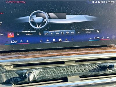 2026 BMW X5 — photo 13 view