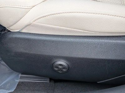 2025 Mercedes-Benz C-Class — photo 21 view