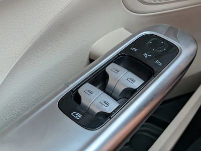 2025 Mercedes-Benz C-Class — photo 22 view