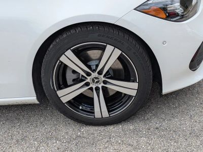 2025 Mercedes-Benz C-Class — photo 11 view