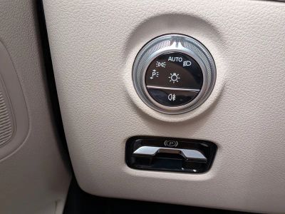 2025 Mercedes-Benz C-Class — photo 23 view