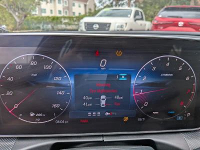 2025 Mercedes-Benz C-Class — photo 27 view