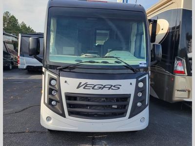 2025 Thor Motor Coach Vegas - Photo 2