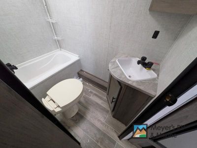 2021 Gulf Stream RV ENLIGHTEN - Photo 17