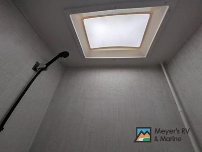 2021 Gulf Stream RV ENLIGHTEN - Photo 23