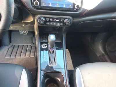 2024 Nissan Kicks — photo 18 view