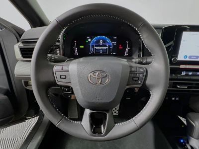2026 Toyota Camry — photo 15 view