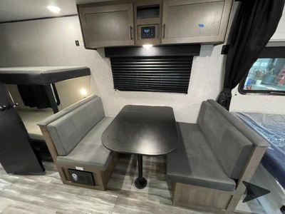 2025 Jayco Jay Flight SLX - Photo 11