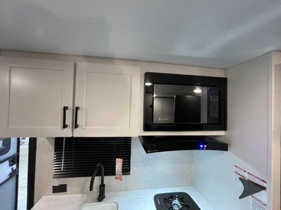 2025 Jayco Jay Flight SLX - Photo 15