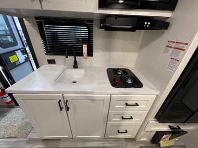 2025 Jayco Jay Flight SLX - Photo 13