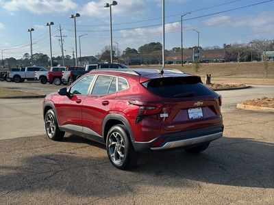 2025 Chevrolet Trax - Photo 5