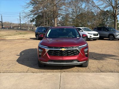 2025 Chevrolet Trax - Photo 2