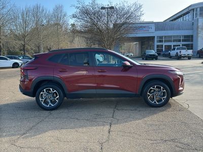 2025 Chevrolet Trax - Photo 8