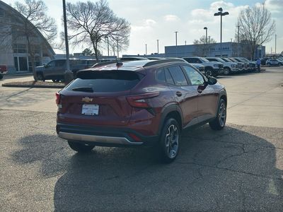 2025 Chevrolet Trax - Photo 7