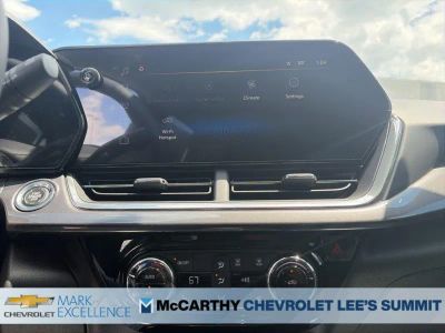2026 Chevrolet Trax — photo 12 view