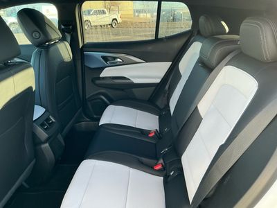 2026 Chevrolet Equinox EV - Photo 17