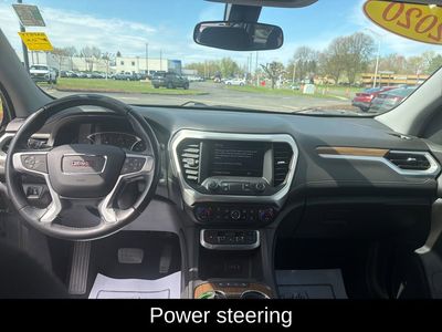 2020 GMC Acadia SLE — photo 16 view