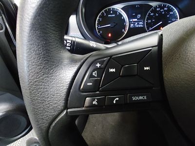 2024 Nissan Kicks — photo 12 view