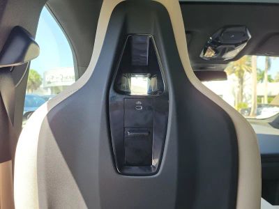 2026 BMW iX — photo 10 view