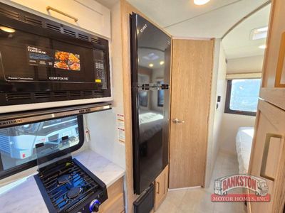 2026 Chateau 22Z - Photo 20
