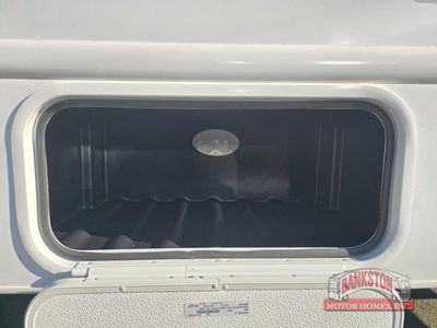 2026 Chateau 22Z - Photo 3