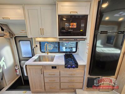 2026 Chateau 22Z - Photo 15