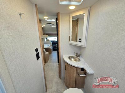 2026 Chateau 22Z - Photo 31