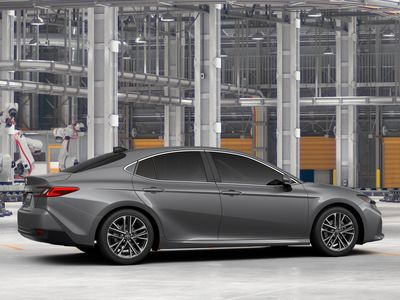 2026 Toyota Camry - Photo 13