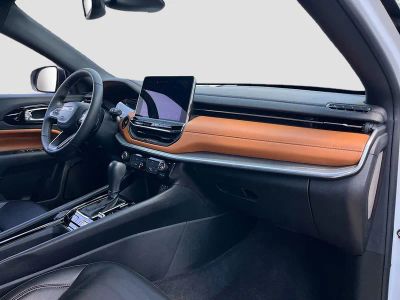 2024 Jeep Compass — photo 26 view
