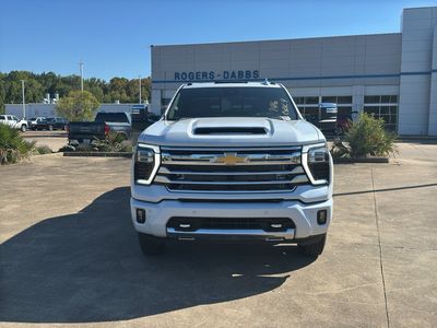 2026 Chevrolet Silverado 3500 HD - Photo 2
