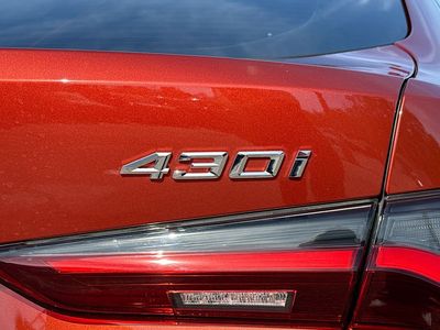 2023 BMW 4 Series — photo 12 view