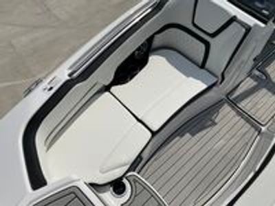 2025 Yamaha 252 S - Photo 21