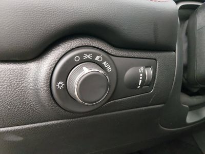 2025 Dodge Durango - Photo 13