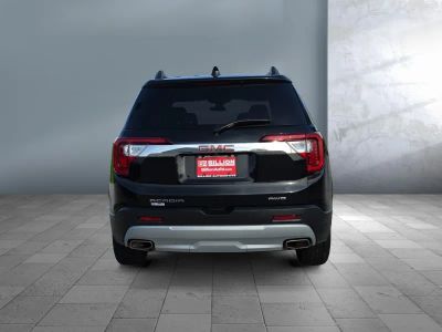 2022 GMC Acadia — detail view