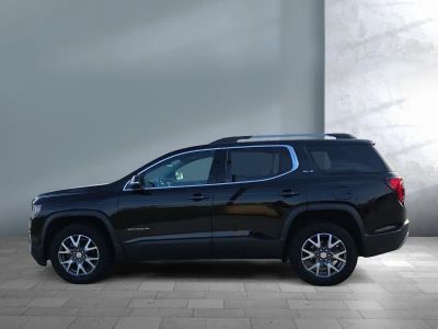 2022 GMC Acadia — rear three-quarter view
